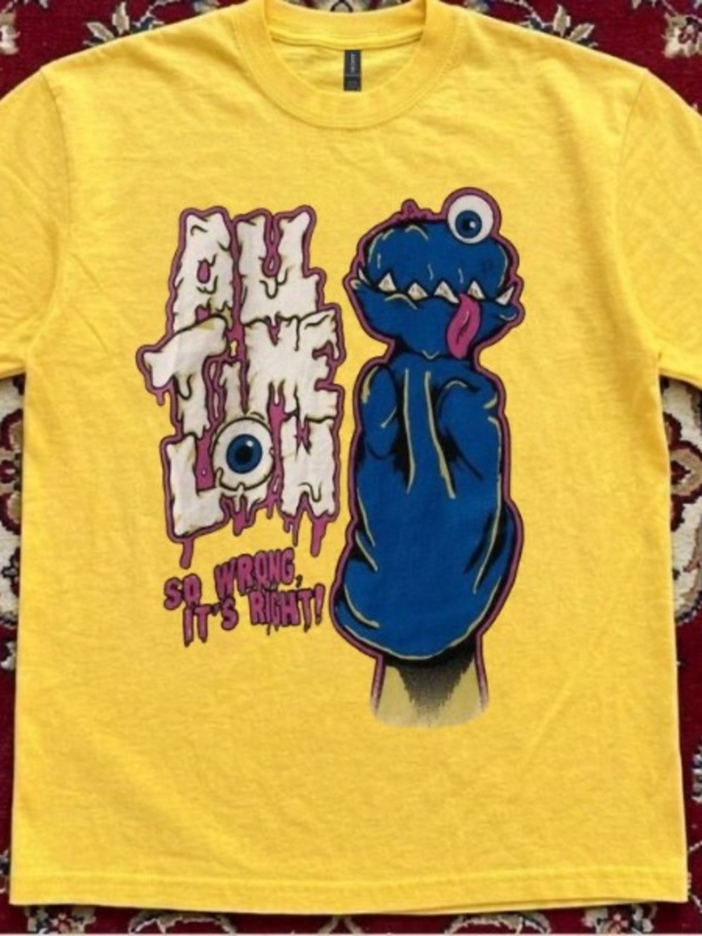 Daisy All Time Low So Wrong It’s Right Tee
